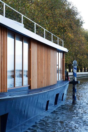 View of the side of the London Floating Villa